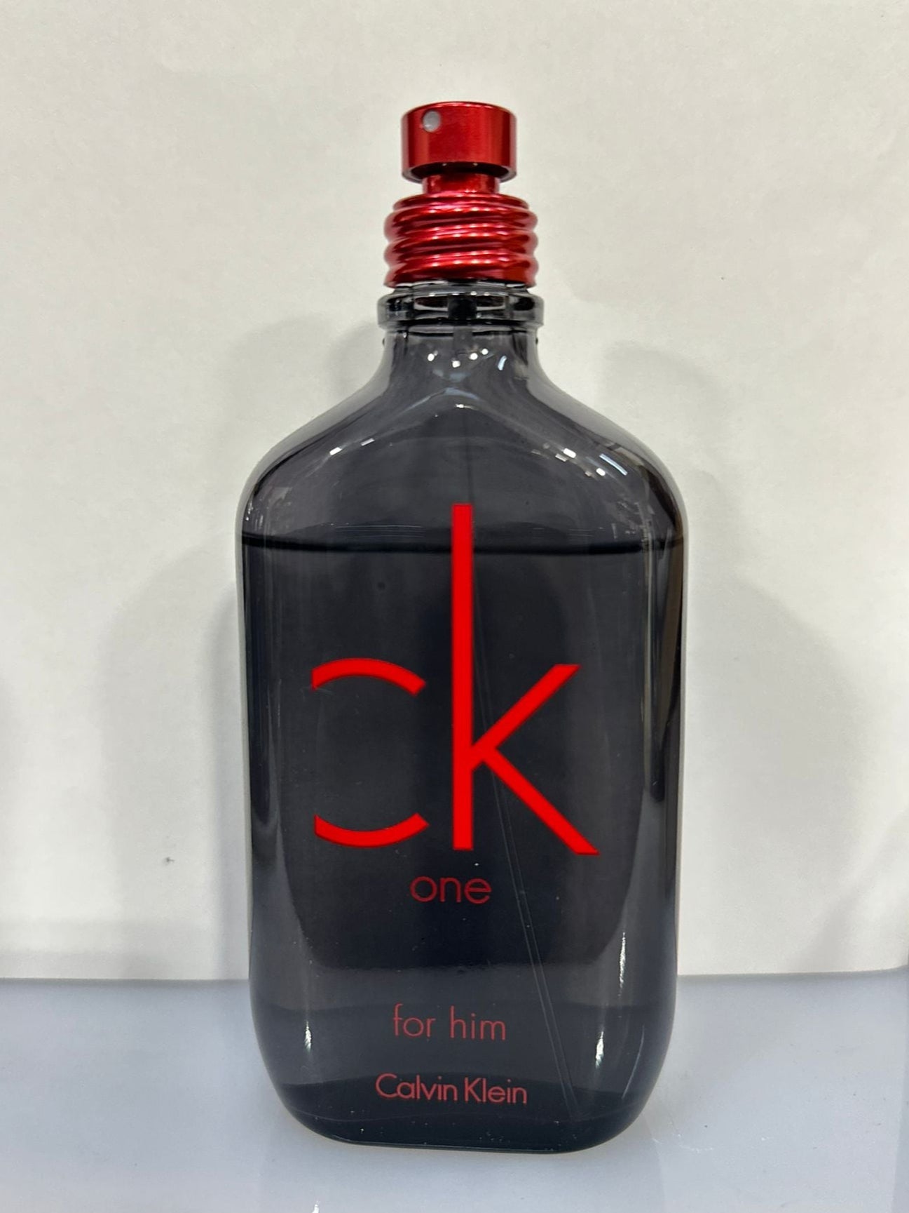Ck One Red Edition Eau de Toilette bottle and box