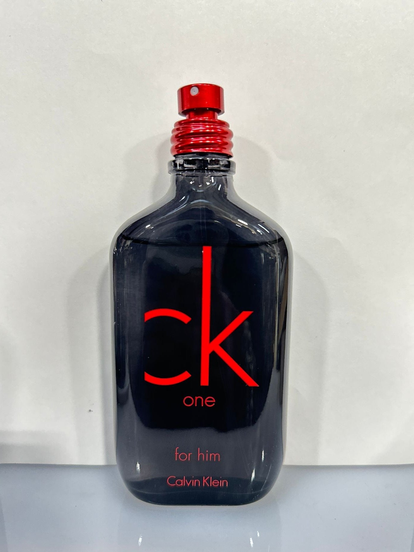 Ck One Red Edition Eau de Toilette carton and packaging