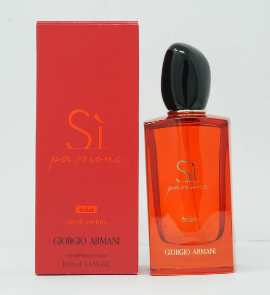 Giorgio Armani Si Passione Eclat Eau de Parfum perfume bottle