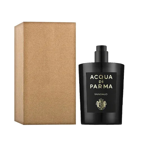 Acqua Di Parma Sandalo Eau de Parfum bottle close-up detail